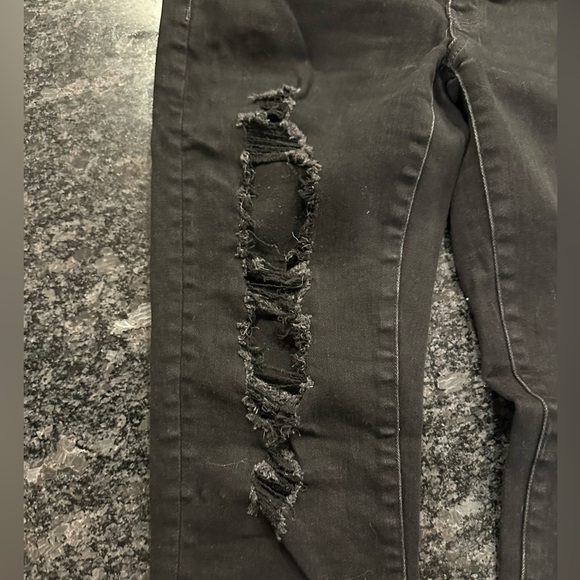 American Eagle Jegging Crop Distressed Black Jeans Size 6 - Picture 3 of 10